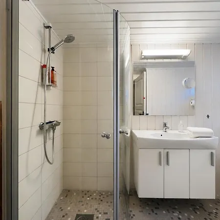 Charming Near Hallingskarvet Center, Cozy And Inviting! 別荘 *