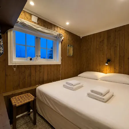 Charming Near Hallingskarvet Center, Cozy And Inviting! 別荘 Skoro