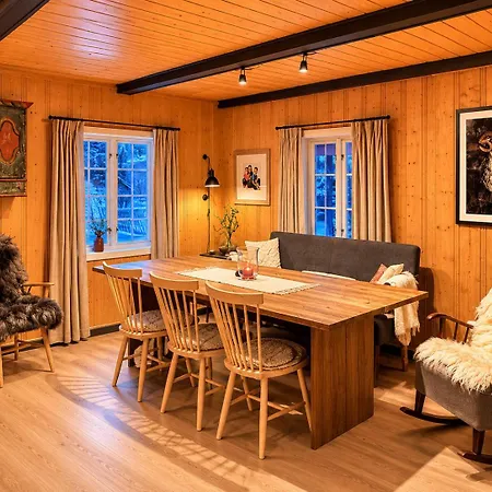 別荘 Charming Near Hallingskarvet Center, Cozy And Inviting! Skoro