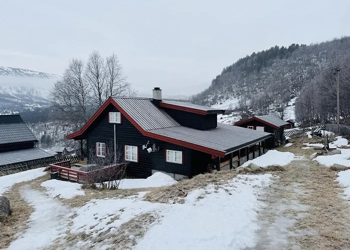 Charming Near Hallingskarvet Center, Cozy And Inviting! Ferienhaus