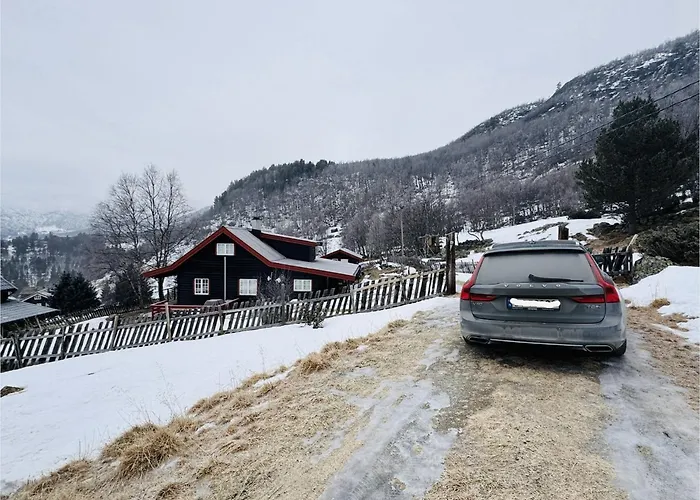 Charming Near Hallingskarvet Center, Cozy And Inviting!